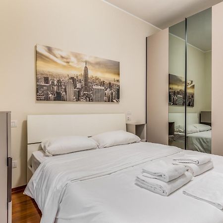 Апартаменты Milano Via Del Fusaro 4 Pax Wi-Fi Экстерьер фото